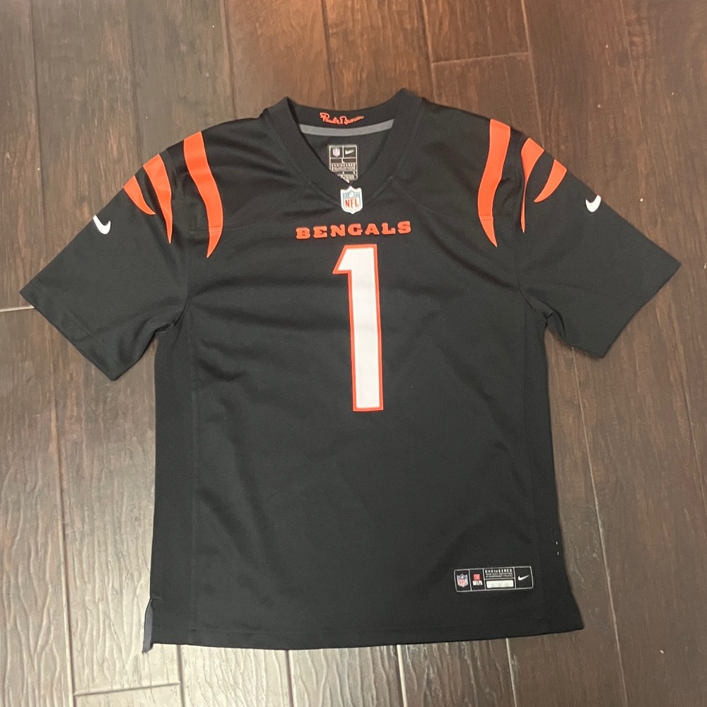 Nike  Ja’Marr Chase Bengals Jersey Size Y L